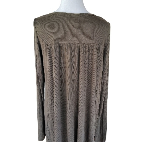 We The Free Love Valley Olive Green Long Sleeve Knit Top Size Medium - Picture 6 of 9